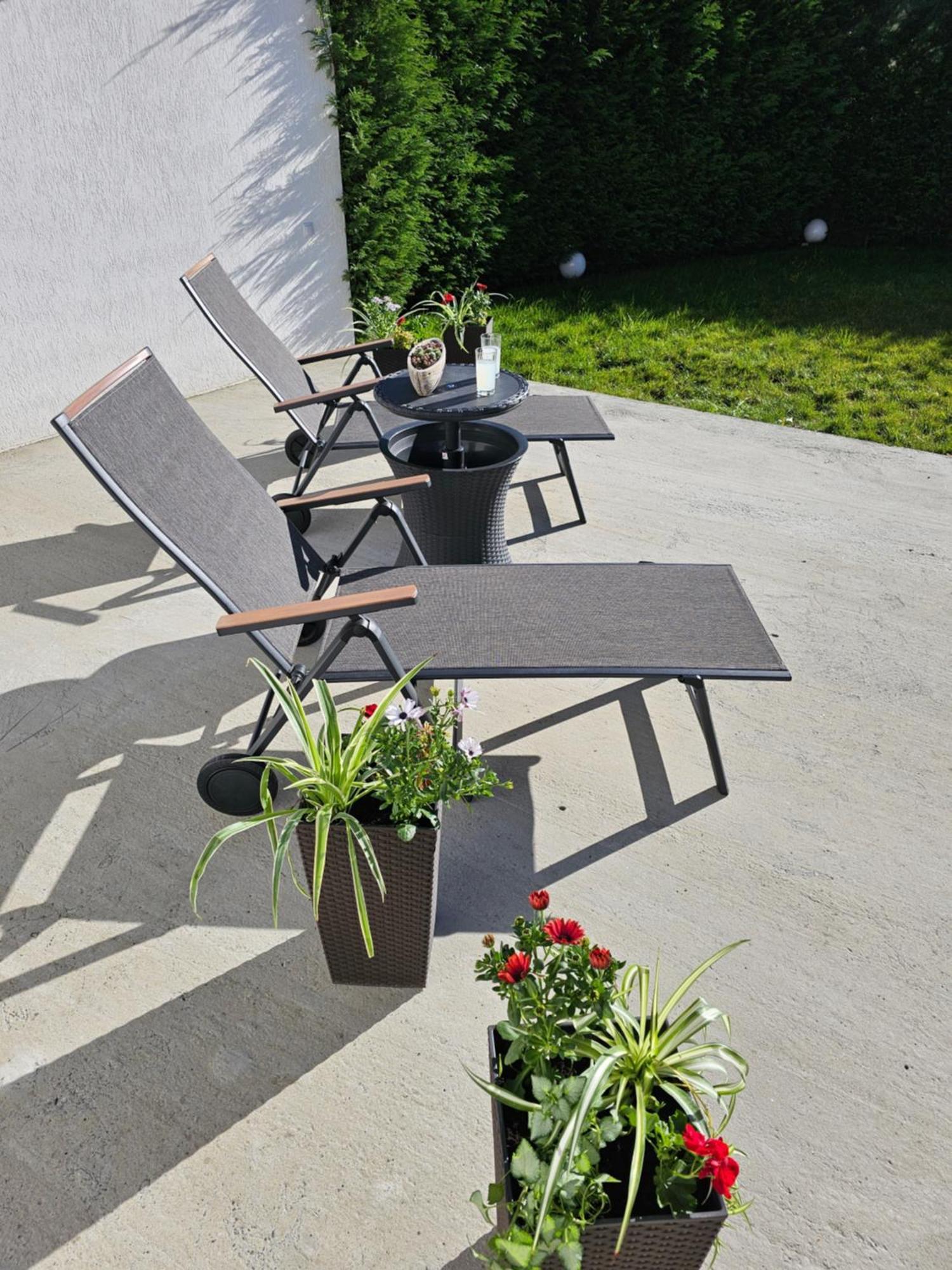 Concept Urban Appartement Mediaş Buitenkant foto